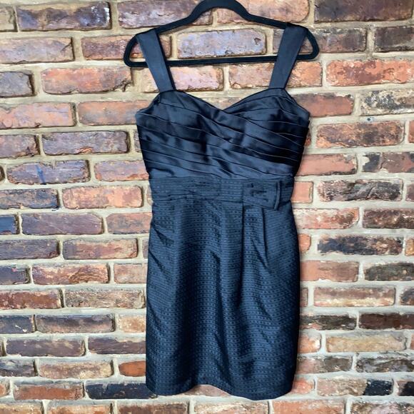 Max and Cleo Black Textured Sleeveless Little Mini Cocktail Dress Women's Size 6 - Picture 1 of 6